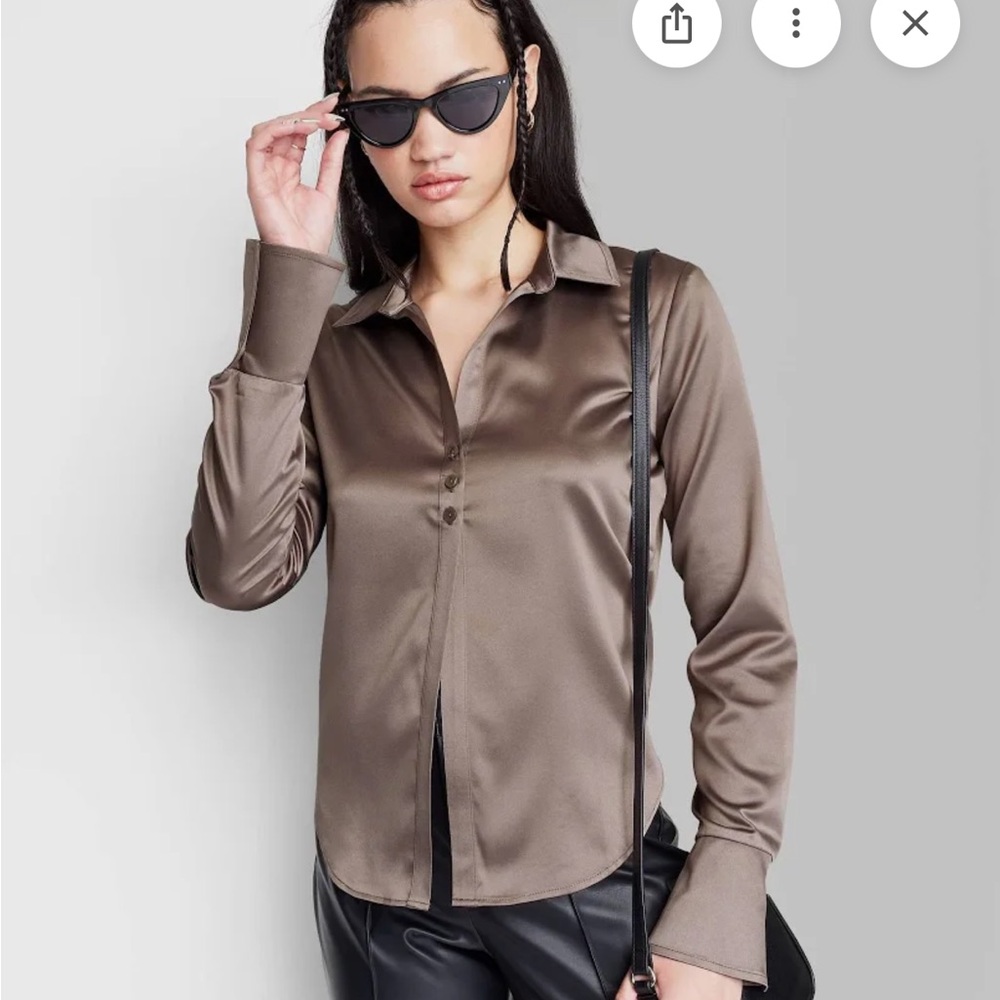 NWT Wild Fable Too Women's Bell Long Sleeve Satin Fly Away Top taupe brown